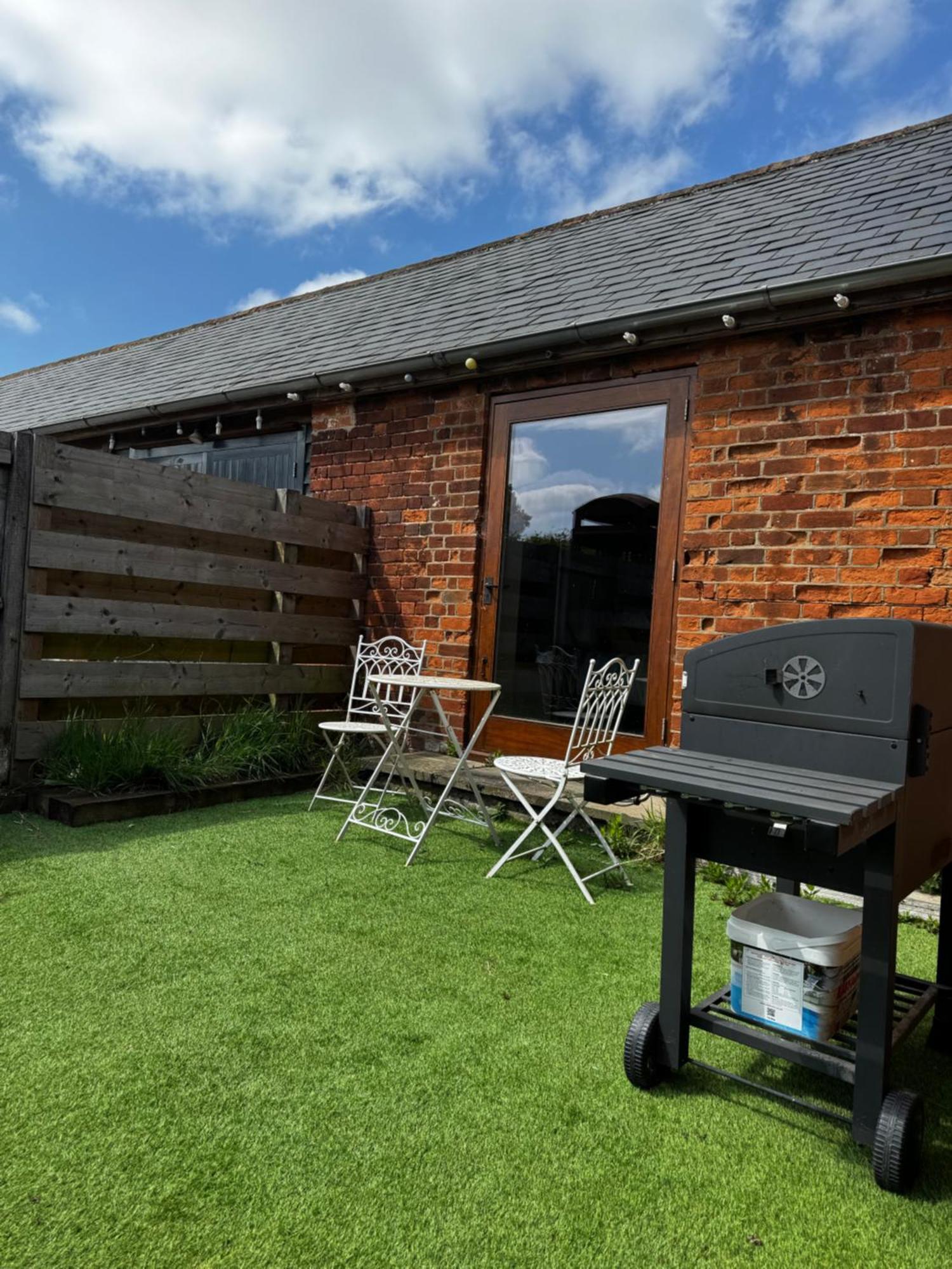 Villa Brick Barn Halstead  Exterior foto
